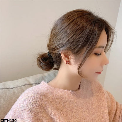 Tai Stud Ear Tops Pair