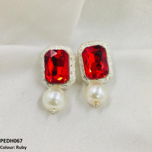 Radiant Pearl Earrings Drop Pair