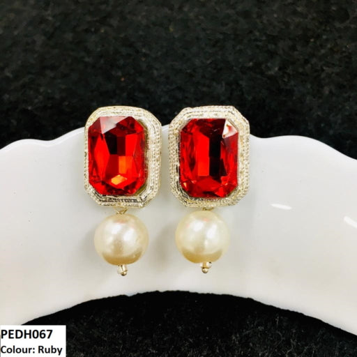 Radiant Pearl Earrings Drop Pair