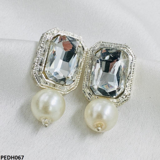 Radiant Pearl Earrings Drop Pair