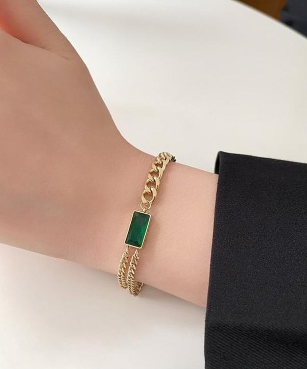 Greenish Baguette Hand Bracelet Openable